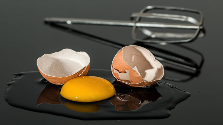 Fitness Mythbusting: Egg Yolks